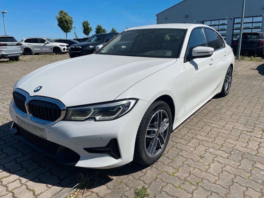 Image of BMW 320