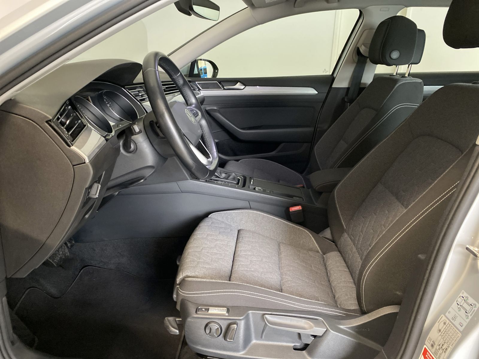 Volkswagen Passat - Bild 5