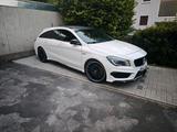 Mercedes-Benz Mercedes CLA 45 AMG Shootingbreak AMG Perf... - gebrauchte Mercedes-Benz CLA 45 AMG aus dem Jahr 2015