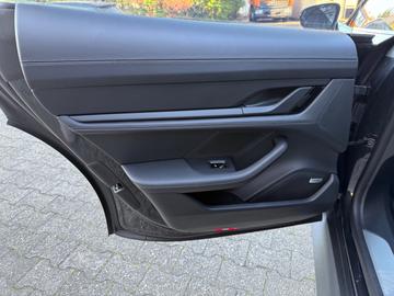صورة مصغرة 15 لـ 2020 Porsche TAYCAN