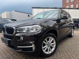 BMW X5 xDrive 30 dA /AHK/SPUR/NightV/ASS/H&K - BMW X5 in Düsseldorf