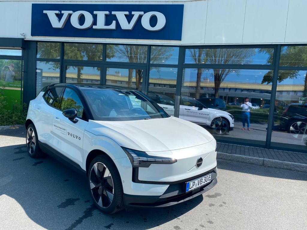 Volvo EX30