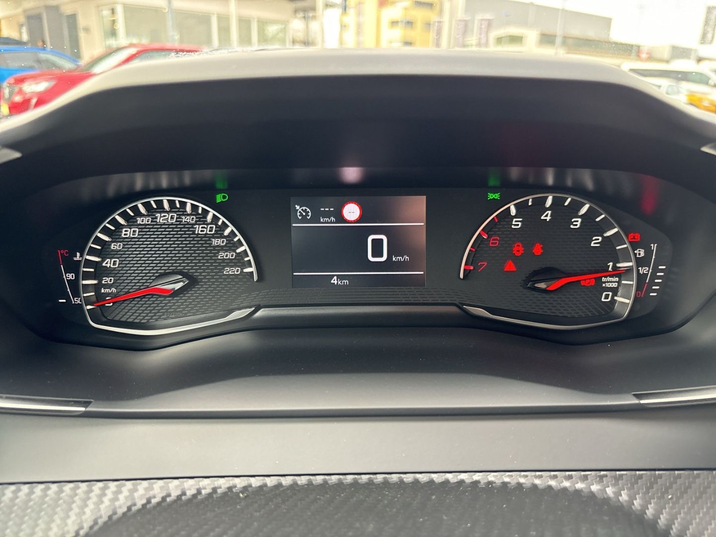 Fahrzeugabbildung Peugeot 2008 Active Pack 1.2 PureTech 100 EU6d