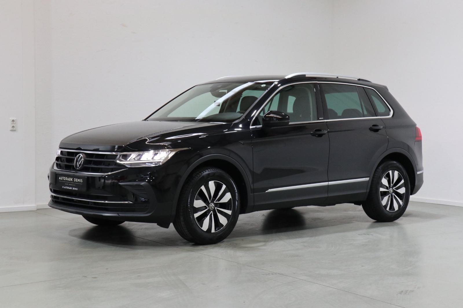 Volkswagen Tiguan Move/IQ.DRIVE/KAM/AMBIENTE/SHZ+HINTEN/ACC