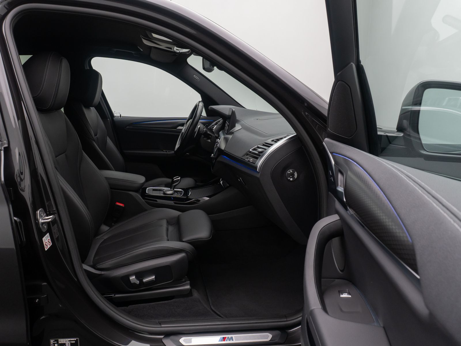 Fahrzeugabbildung BMW X3 xD30d M Sport 360°Laser Standheizung HiFi DAB