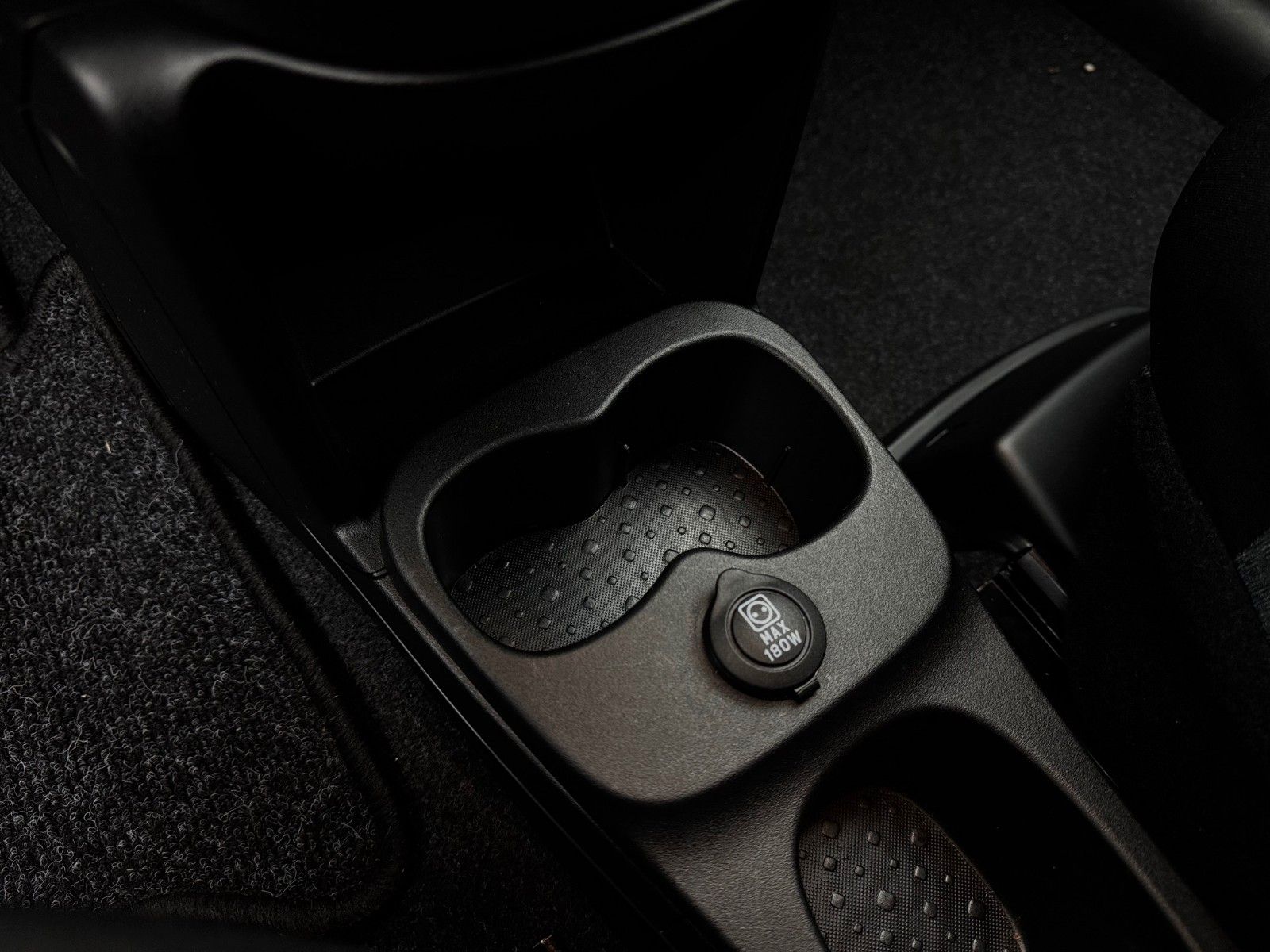 Fahrzeugabbildung Fiat Panda 1.0 GSE Hybrid Cross Klima