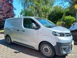 Toyota  Proace Van - Toyota Yaris: Kleinbus