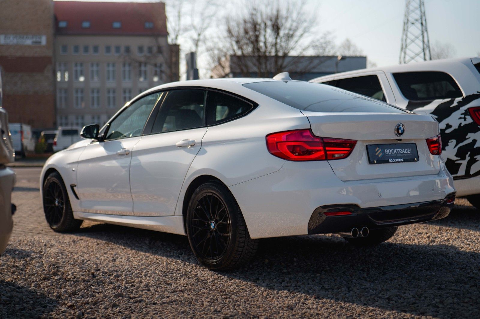 Fahrzeugabbildung BMW 330d Gran Turismo xDrive M Sport *ACC*Pano*LED*