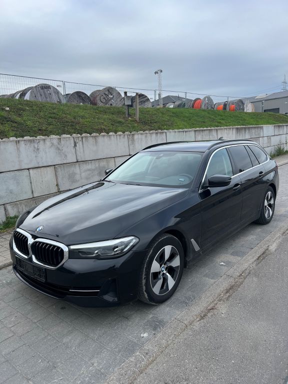 Image of BMW 520