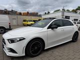 Mercedes-Benz A 200*4Matic* AMG LINE*PANO*NIGHT PAKET*XENON* - Mercedes-Benz A 200 in Stuttgart