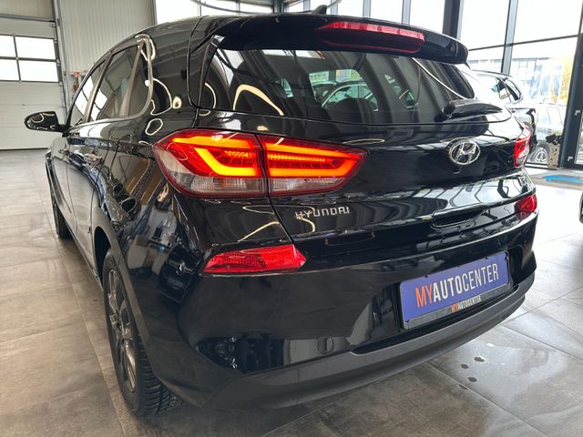 Hyundai i30 Premium *LED*Navi*Spurhalteass*