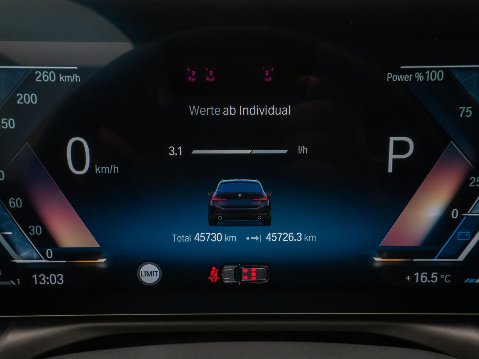 Fahrzeugabbildung BMW 330i xD Kamera HUD H/K ACC Komfort Alarm Sport