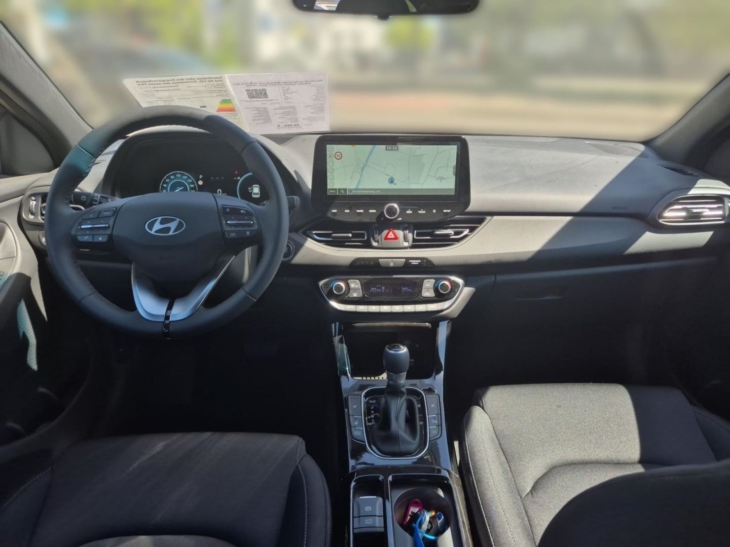 Fahrzeugabbildung Hyundai i30 cw Advantage Mild-Hybrid El. Panodach Navi D