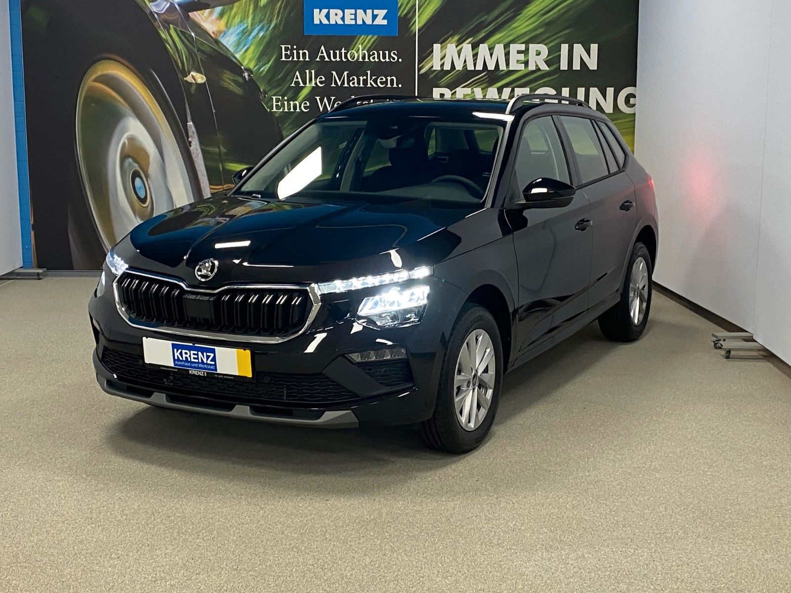 Fahrzeugabbildung SKODA Kamiq 1.0 TSI DSG Selection+KAMERA+PDC+16"Alu+BC