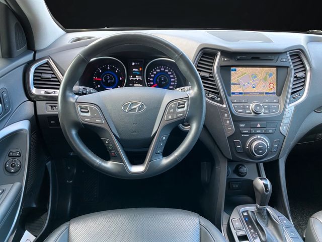 Hyundai Grand Santa Fe