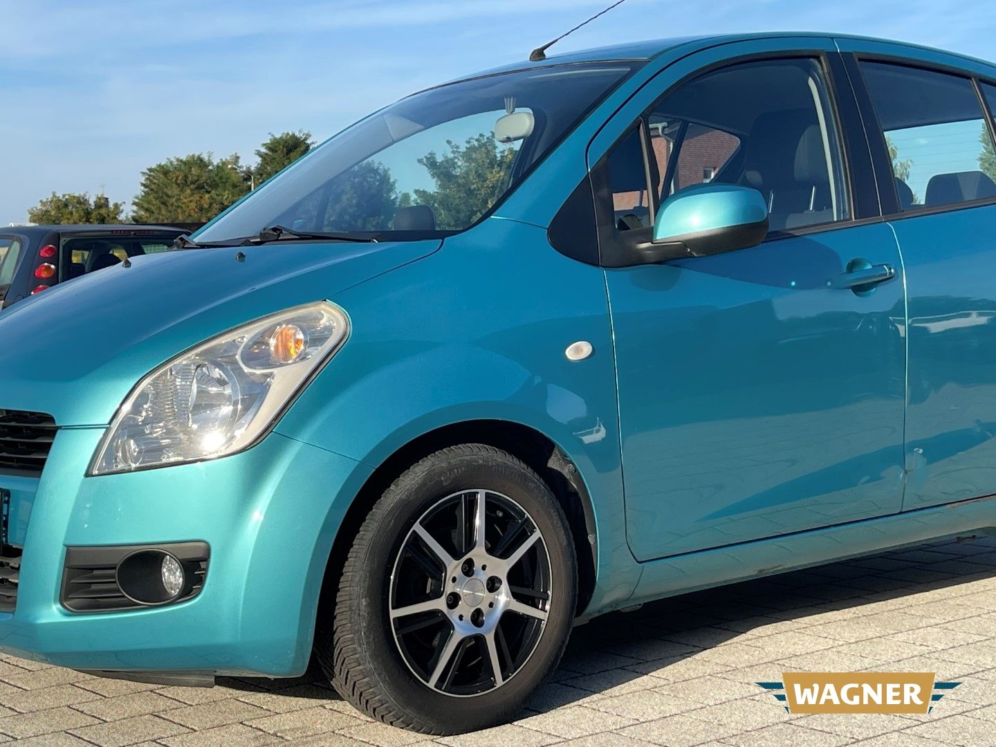 Fahrzeugabbildung Suzuki Splash Club Automatik Sitzheizung Klimaanlage