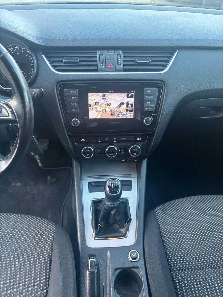 Skoda Octavia 2015 — photo 13