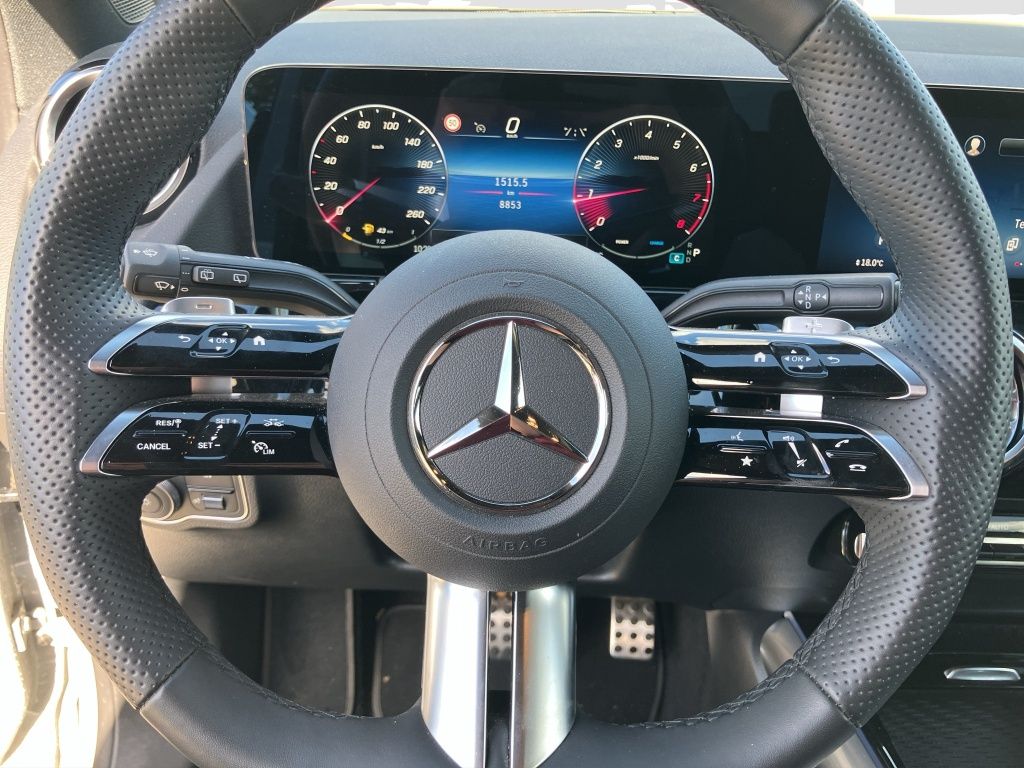 Fahrzeugabbildung Mercedes-Benz GLA 200 AMG Line*Night Paket*el. Heckklappe*LED