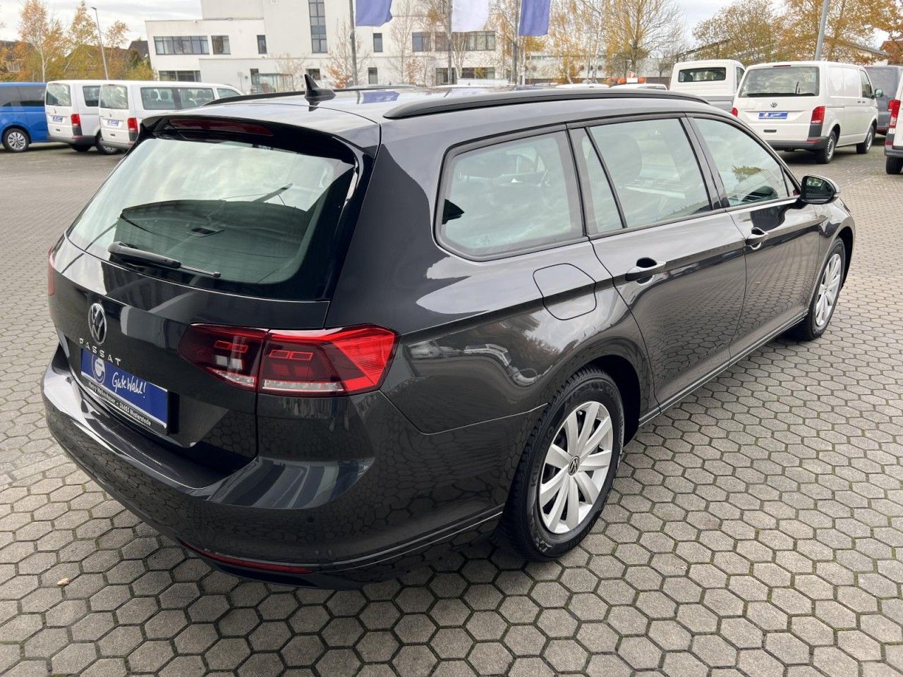 Volkswagen Passat Variant - Bild 3
