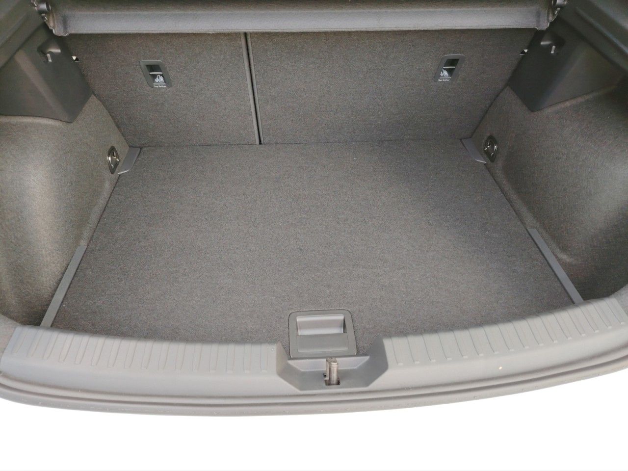 Fahrzeugabbildung SEAT Leon Style Edition Matrix-LED