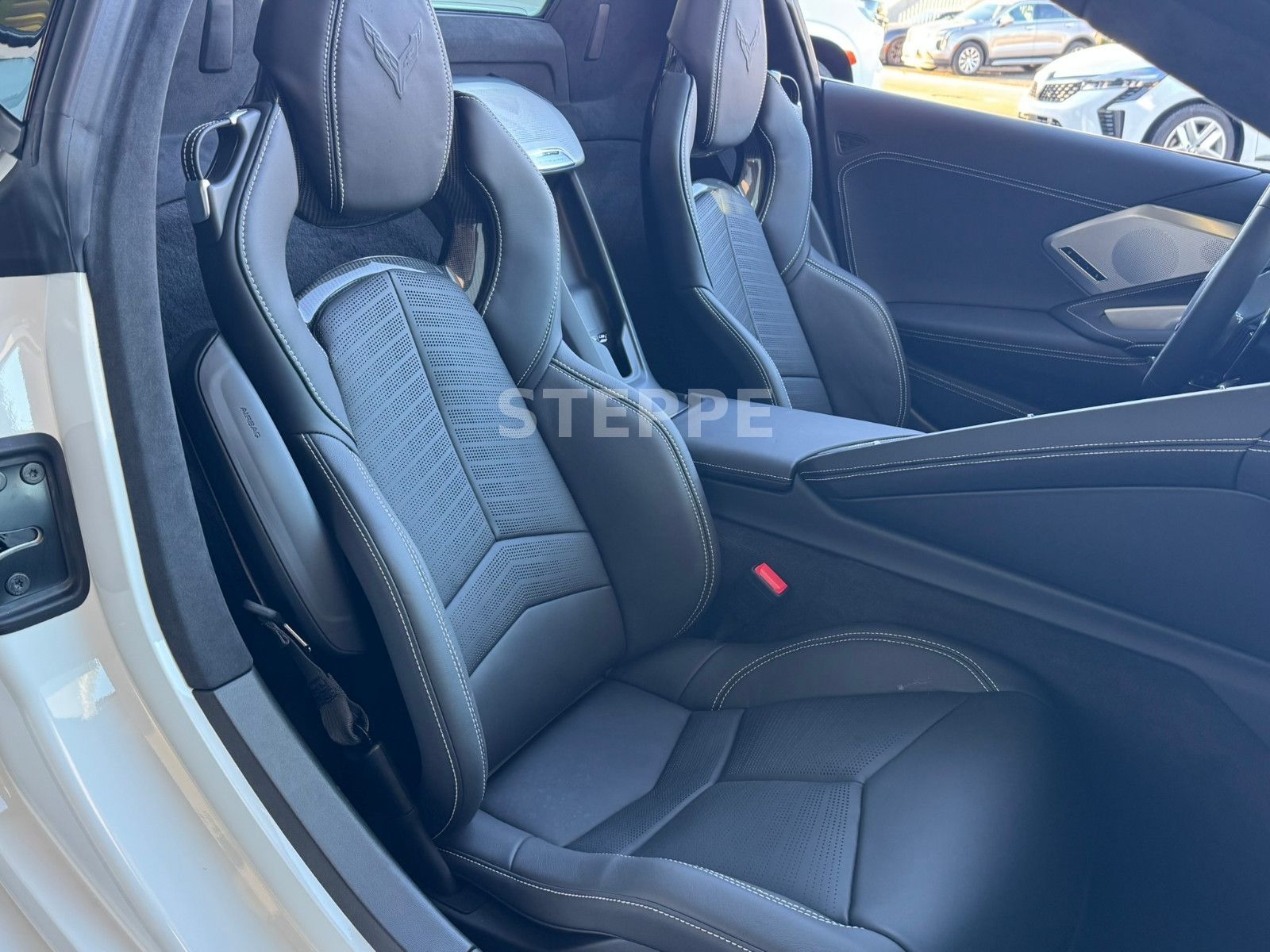 Corvette C8 Stingray Convertible 3LT EU-Modell Frontlift