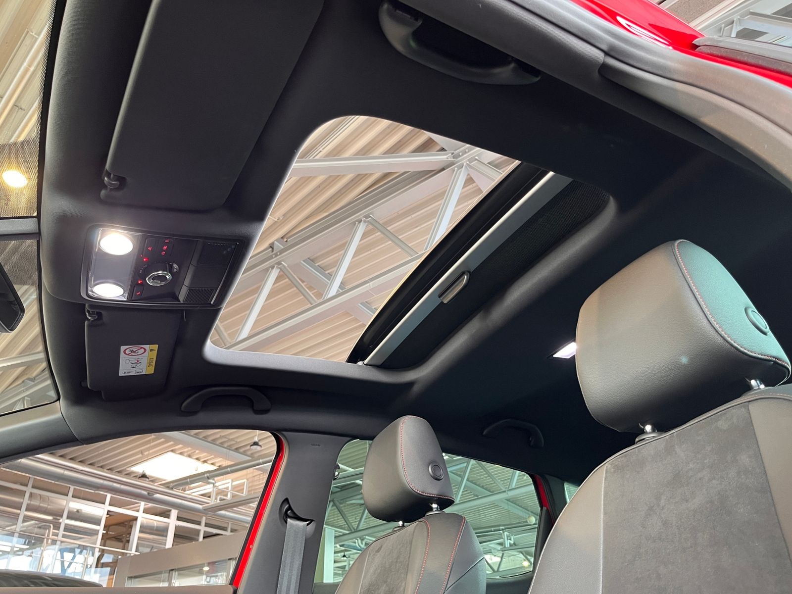 Fahrzeugabbildung SEAT Leon FR KLIMA LED NAVI ALU