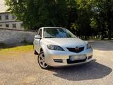 Mazda 2 / Baujahr 2006 / Silber - Mazda aus 2006: Mazda2