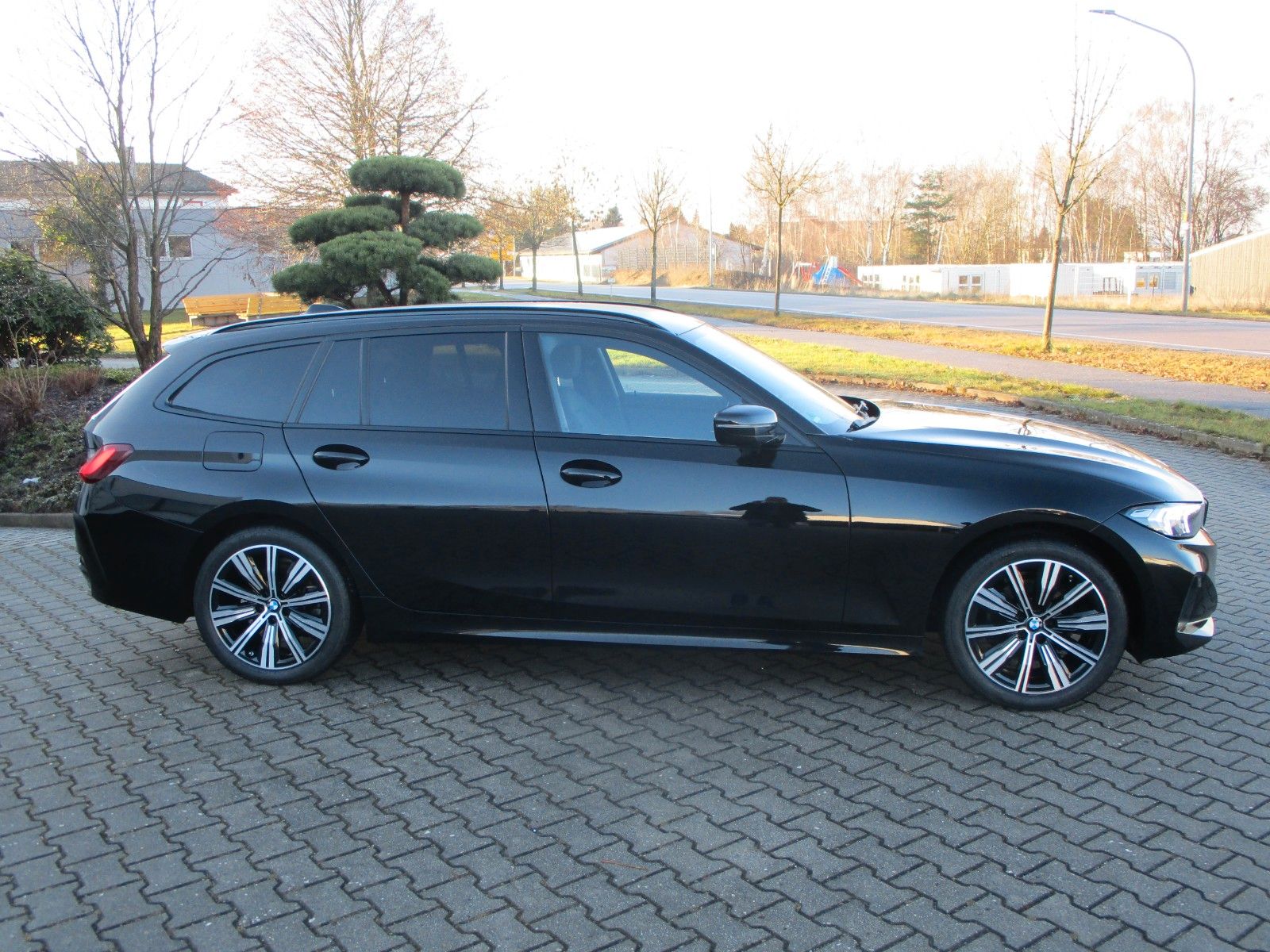 BMW 318 d Touring AHK HiFi LED DAB foto 6