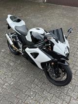 Suzuki GSX-R1000 - Offers