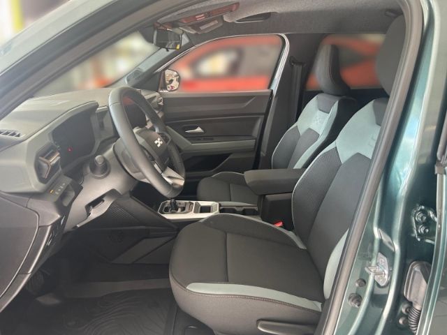 Fahrzeugabbildung Dacia Duster III Hybrid 155 Extreme Technik+City+Winte