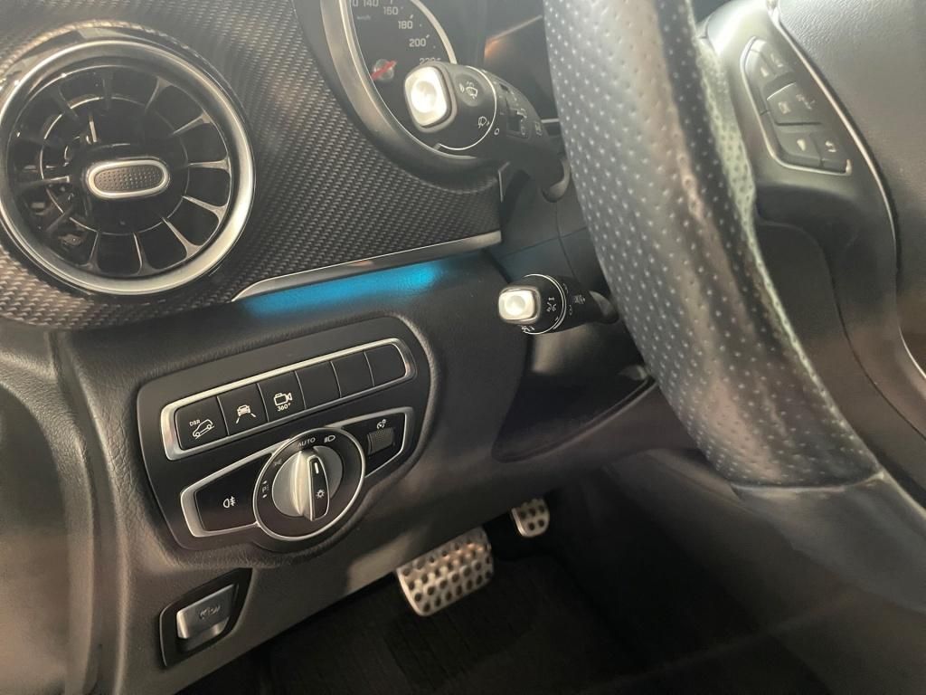 Fahrzeugabbildung Mercedes-Benz V 300 EAV/L 4x4 AMG 8 Sitze STHZ 2,5t AHK MEMORY