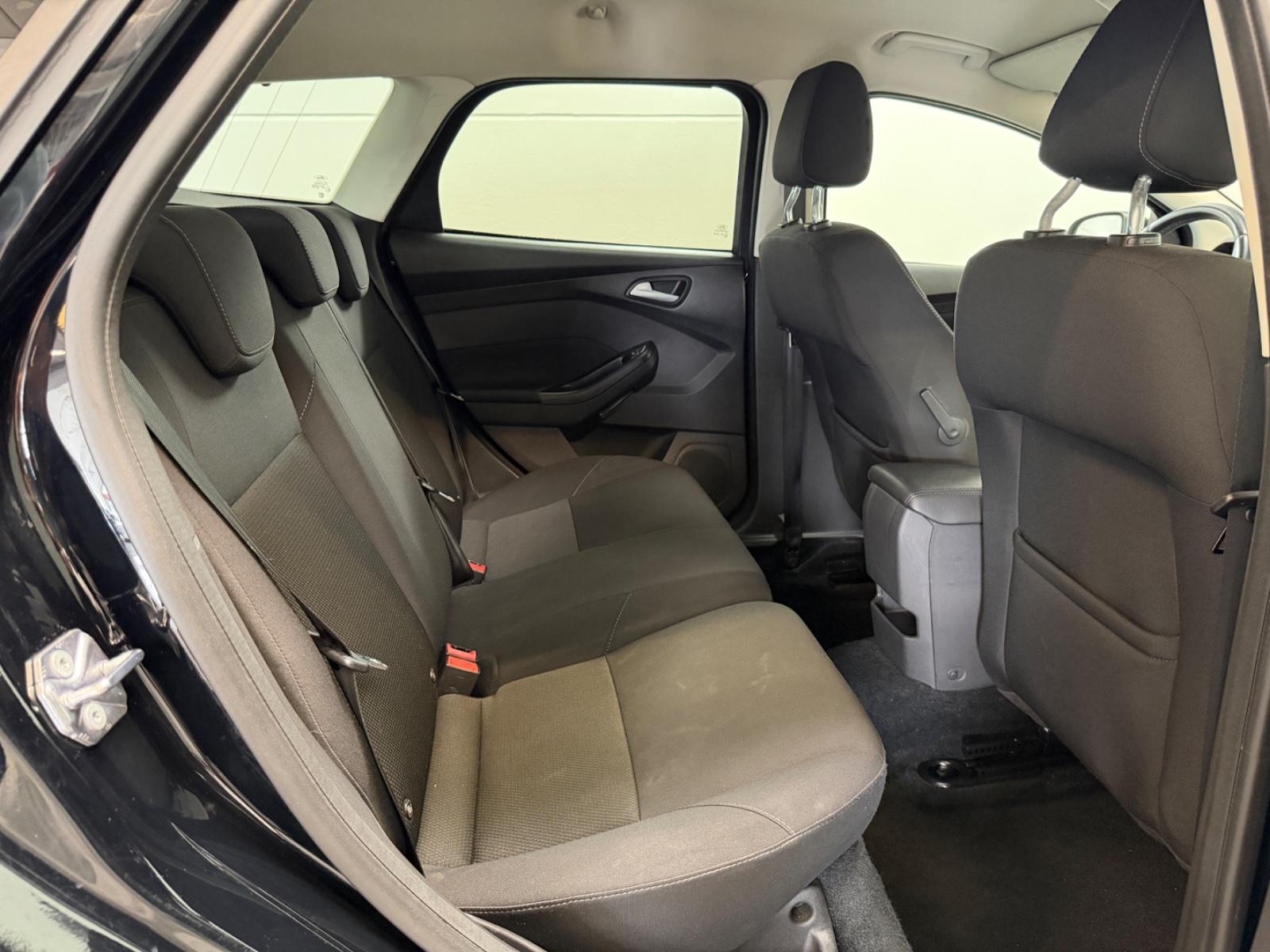 Ford Focus Turnier Business*2.hd*Autom.*Carplay*Navi