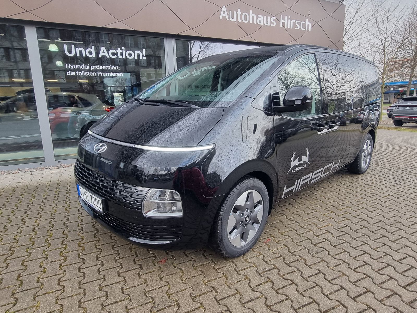 Fahrzeugabbildung Hyundai Staria 2.2 CRDi PRIME 9-Sitzer 2WD PANO ParkP.