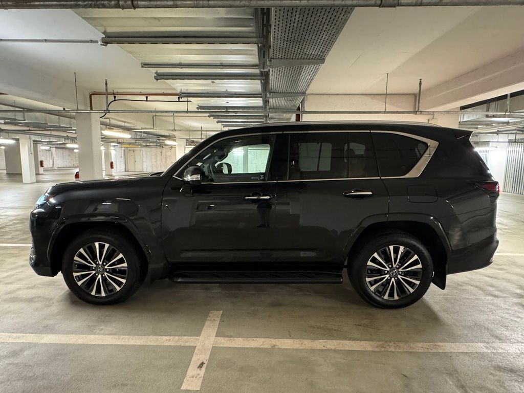 Image of Lexus LX 500