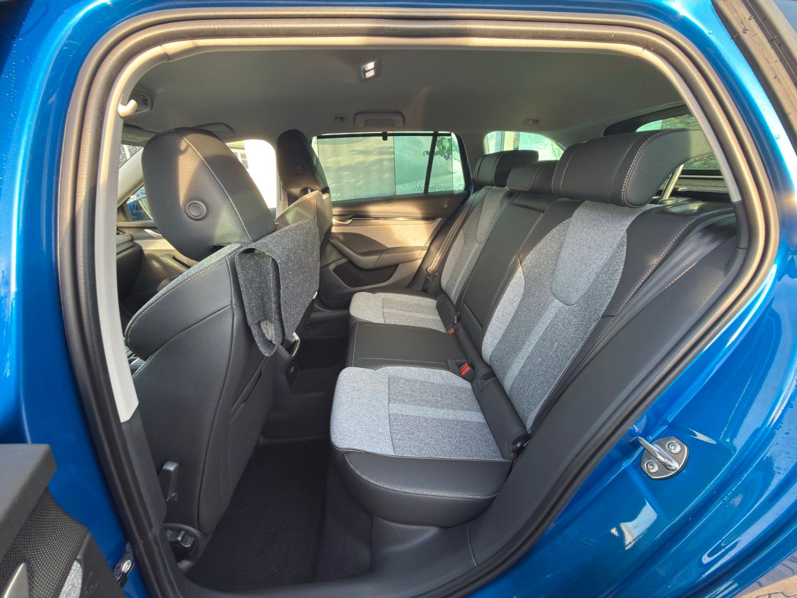 Fahrzeugabbildung SKODA Octavia Combi Balance 1,5 TSI mHEV 110 kW 7-Gang