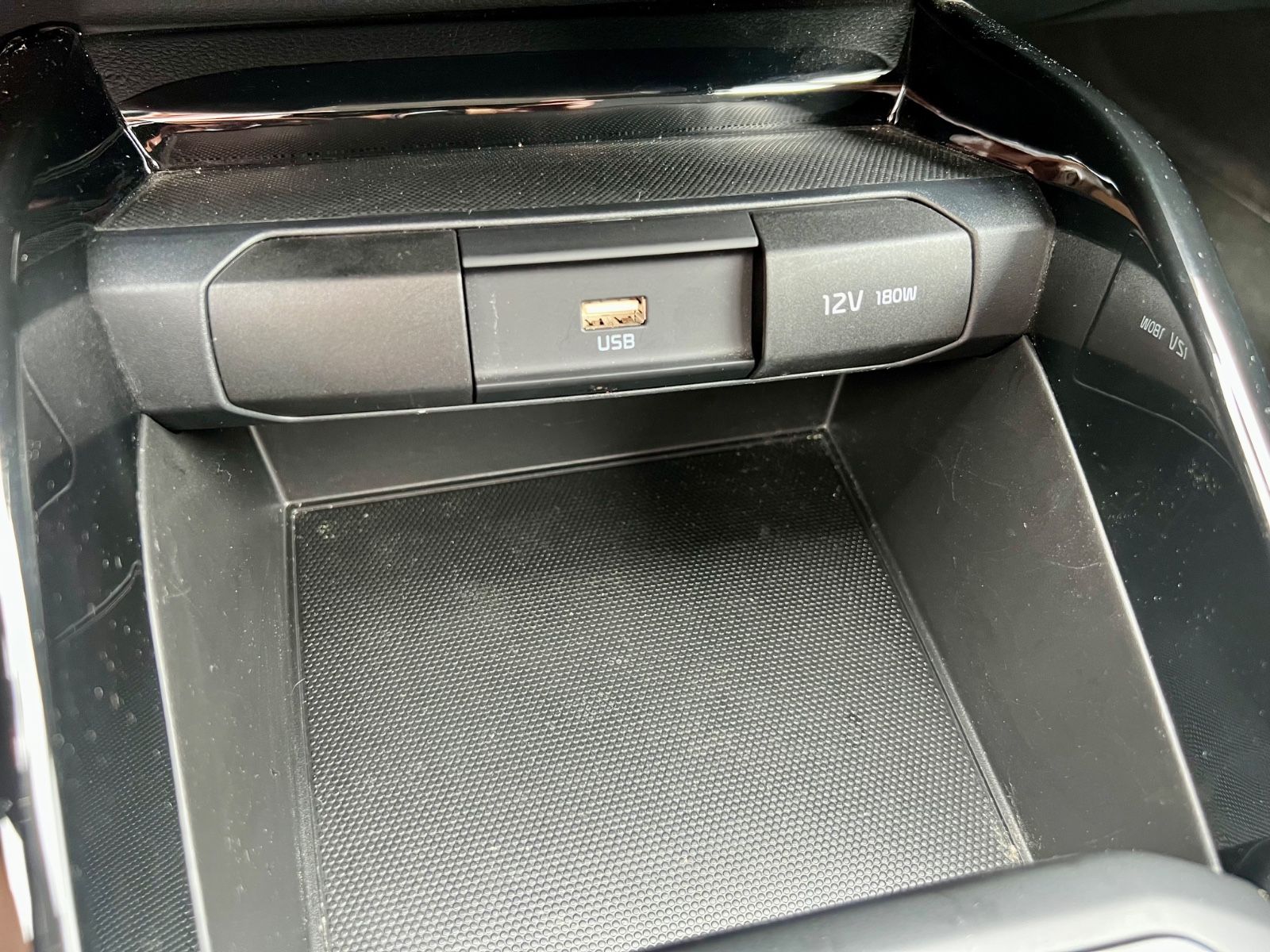 KIA Stonic Vision AAC GZJR CARPLAY SHZ PDC