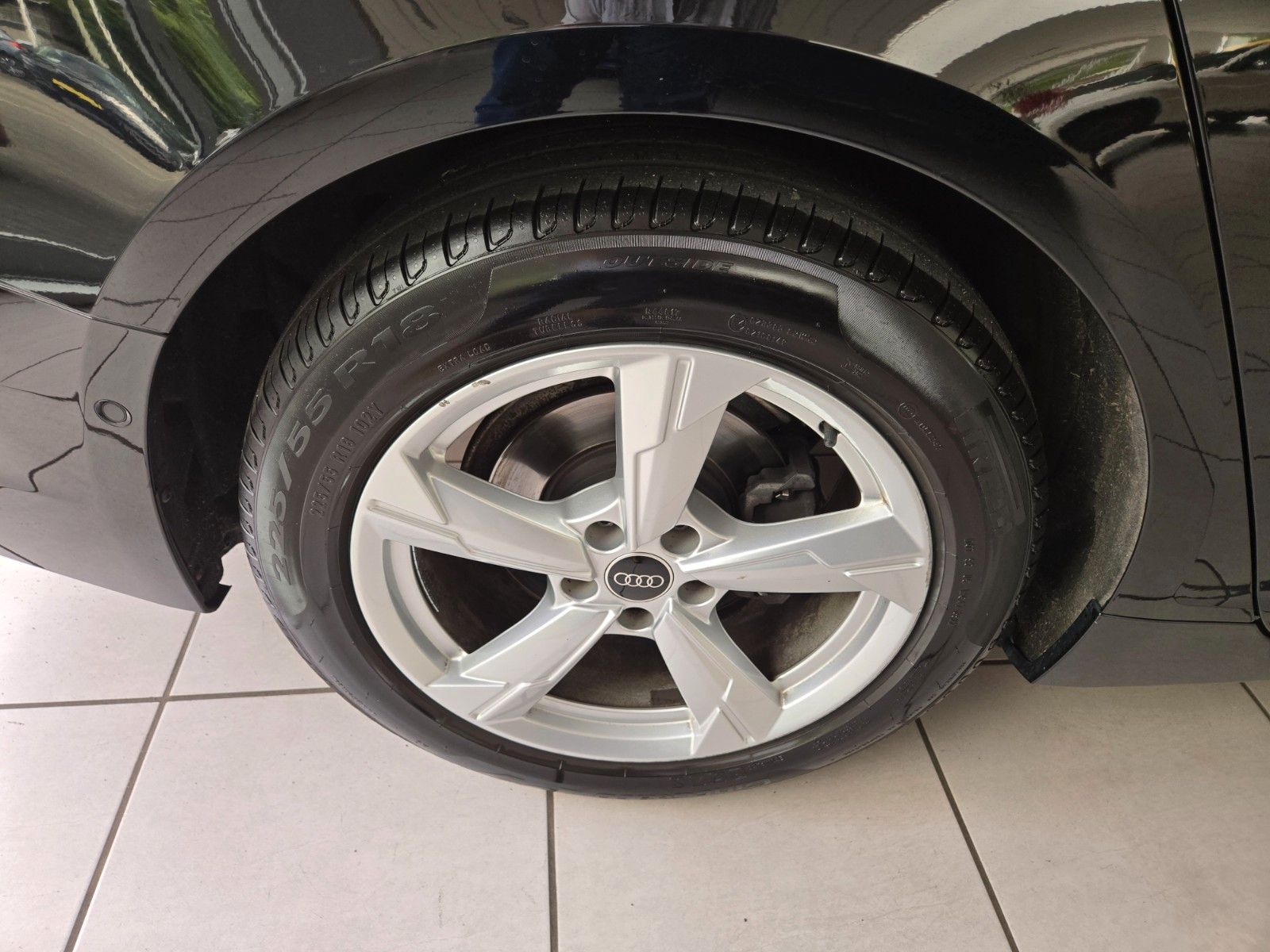 Fahrzeugabbildung Audi A6 Avant 40 TDI sport