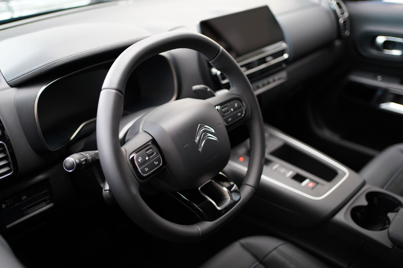 Fahrzeugabbildung Citroën C5 Aircross Hybrid 145 Max e-DCS6 Automatik Navi