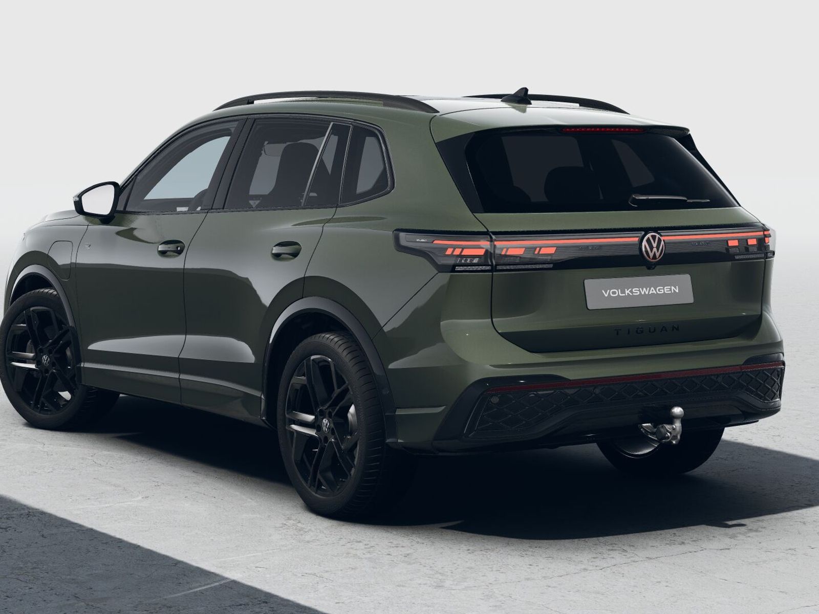 Fahrzeugabbildung Volkswagen Tiguan R-Line 1.5 eHybrid DSG *AHK, Harman & Kar