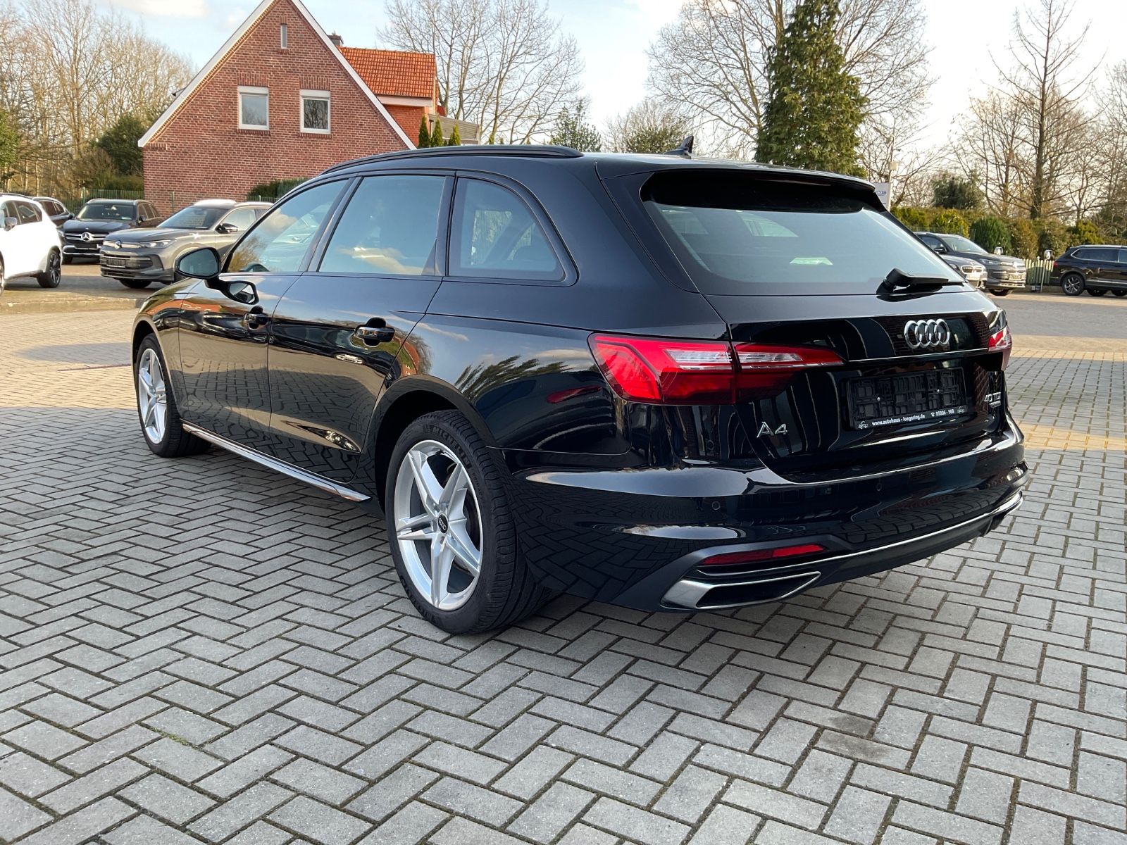 Fahrzeugabbildung Audi A4 Avant 40 TDI S tr. quattro,Kamera,Leder,ACC