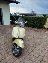 Piaggio Vespa GTS 300 - PIAGGIO ROLLER 300
