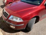 Skoda octavia 1,6 mpi ahk unfallfrei 8 fac... - Skoda Octavia: Mpi