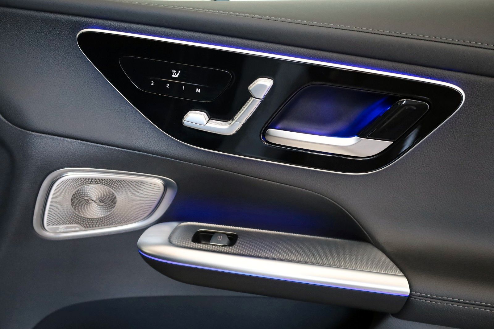Fahrzeugabbildung Mercedes-Benz GLC 220d 4M T.Leder,Navi,Digital Light,Burmester