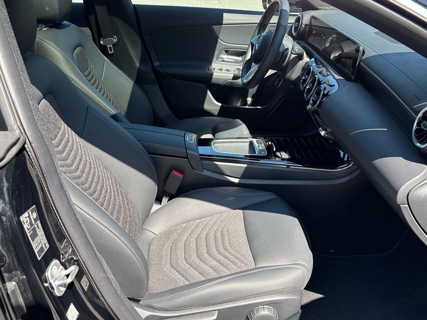 Mercedes-Benz CLA 200 SB Panorama Rückfahrkamera MBUX LED, миниатюра 10