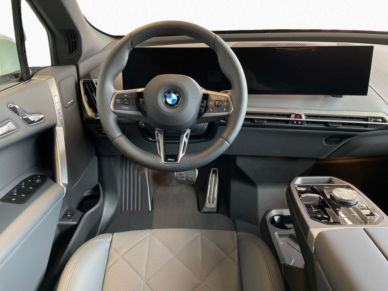 BMW iX - Bild 13