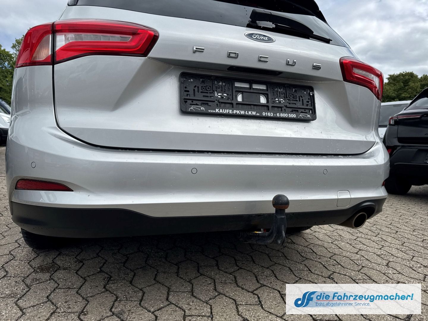 Fahrzeugabbildung Ford Focus Turnier 1.0 EcoBoost EU6d-T *EXPORT
