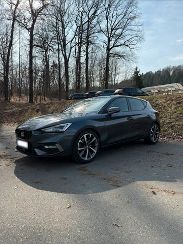 SEAT Seat Leon 1.5 eTSI DSG