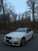 BMW 330d E92 LCI Coupé (325d 335d) - BMW 325 mit Diesel-Antrieb: Coupe, Automatik