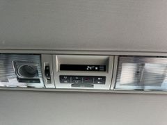 Fahrzeugabbildung Volkswagen T5 Caravelle Comfortline Tempom. Navi Ahk Klima