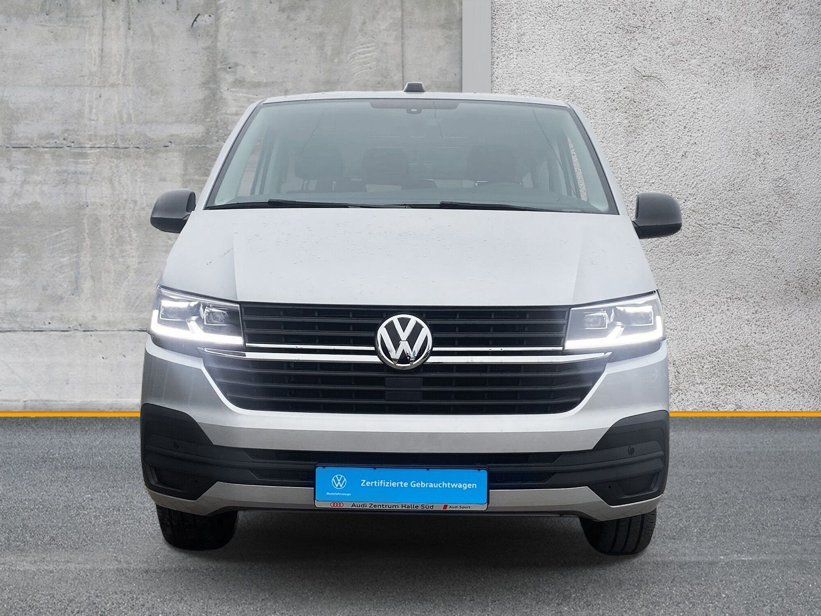 Fahrzeugabbildung Volkswagen T6 Caravelle T6.1 LR Trendline LED PDC